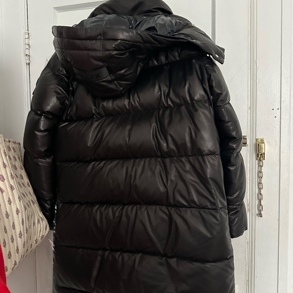 RUDSAK Sleek Black Puffer Jacket - Picture 3 of 6